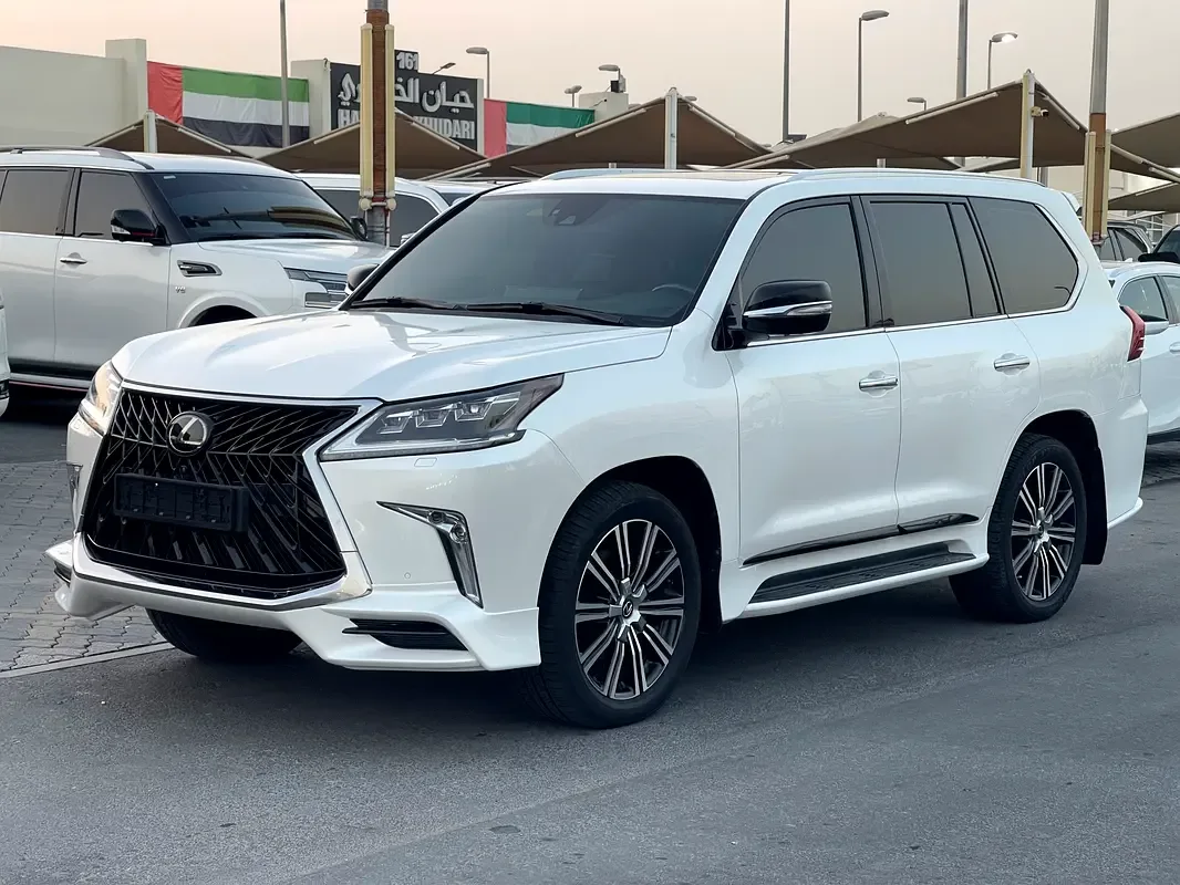 Lexus LX 570 AT (367 حصان) - 2