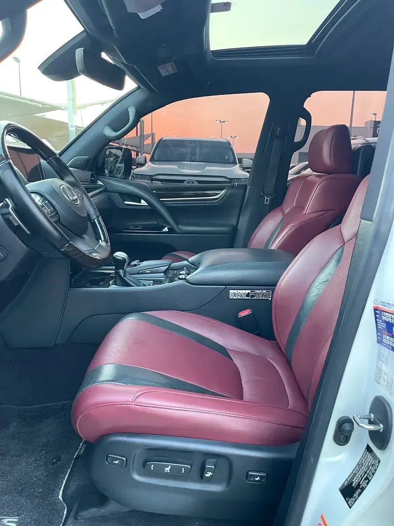 Lexus LX 570 AT (367 حصان) - 11