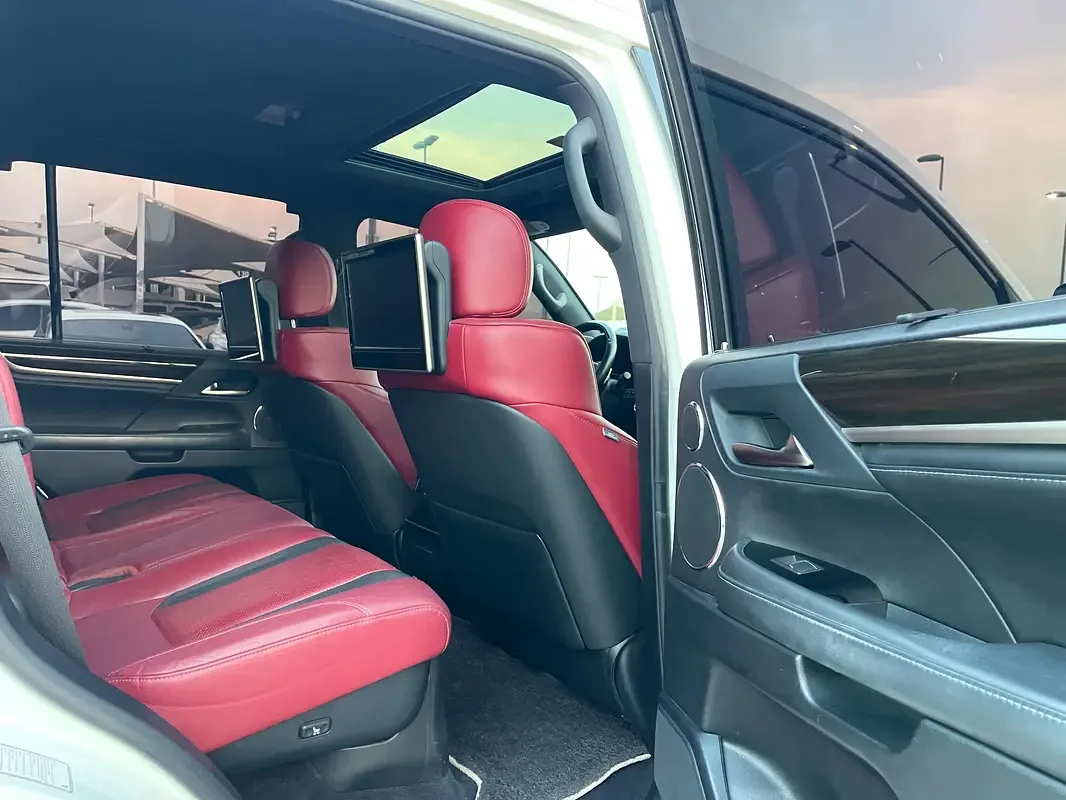 Lexus LX 570 AT (367 حصان) - 14