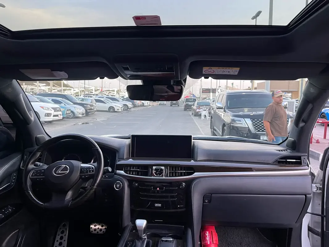 Lexus LX 570 AT (367 حصان) - 18