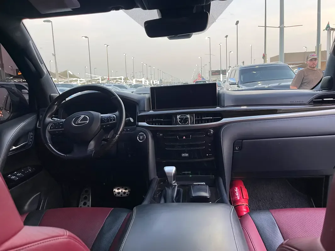 Lexus LX 570 AT (367 حصان) - 19