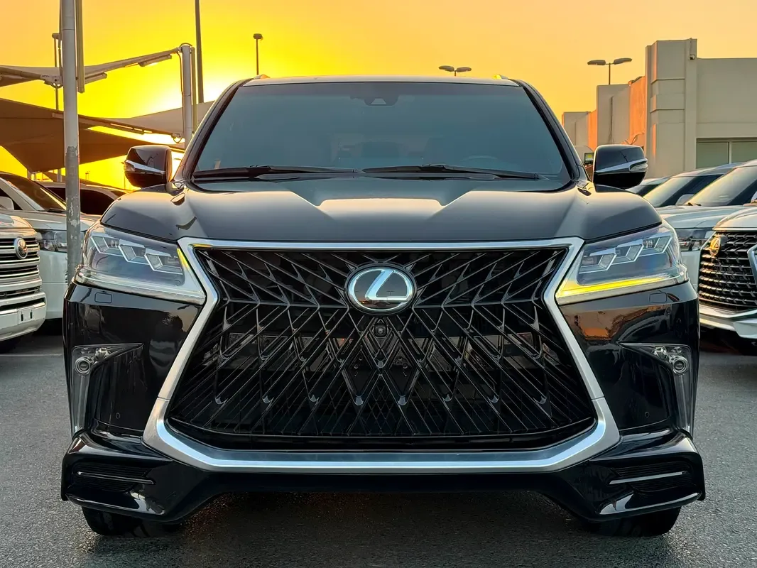 Lexus LX 570 AT (367 hp)