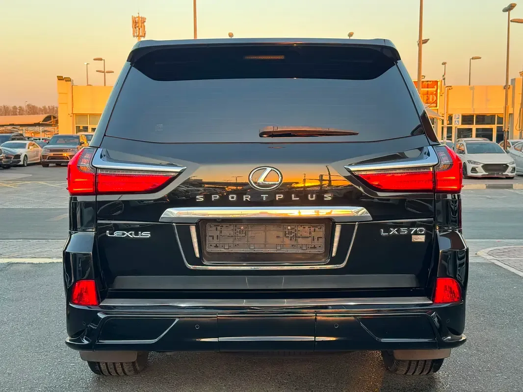 Lexus LX 570 AT (367 hp) - 5