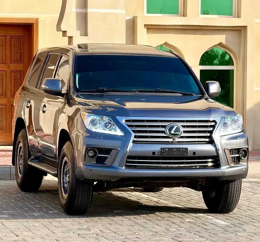 Lexus LX 570 AT (367 hp)