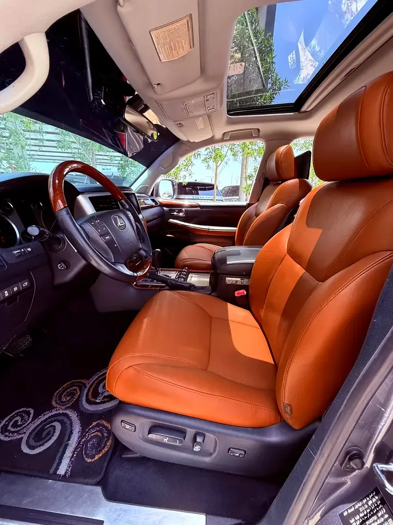Lexus LX 570 AT (367 حصان) - 9