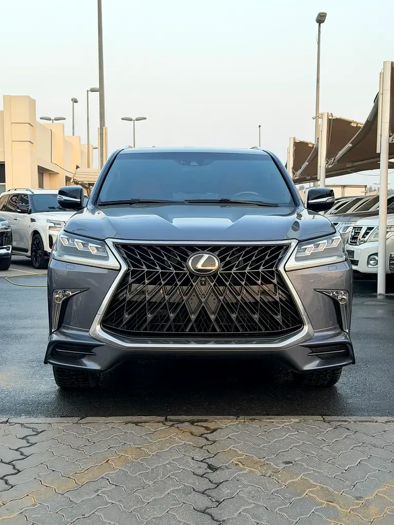 Lexus LX 570 AT (367 hp)