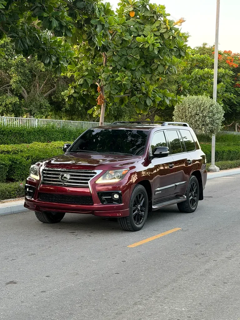Lexus LX 570 AT (367 hp)