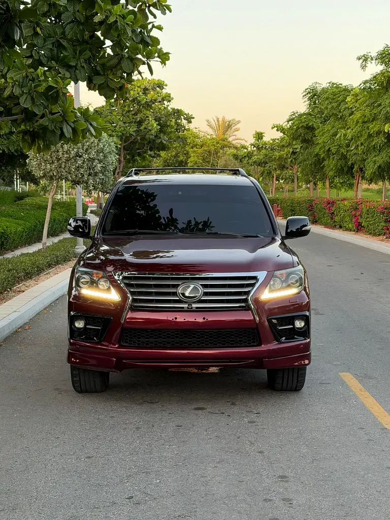 Lexus LX 570 AT (367 hp) - 2