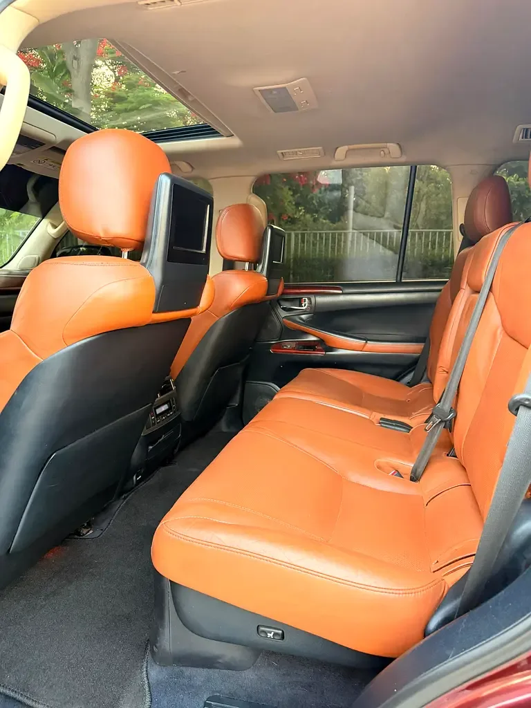 Lexus LX 570 AT (367 hp) - 10