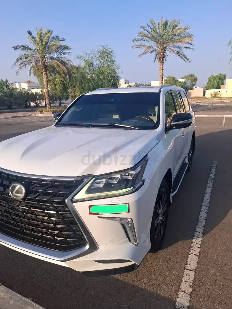 Lexus LX 570 AT (367 hp)