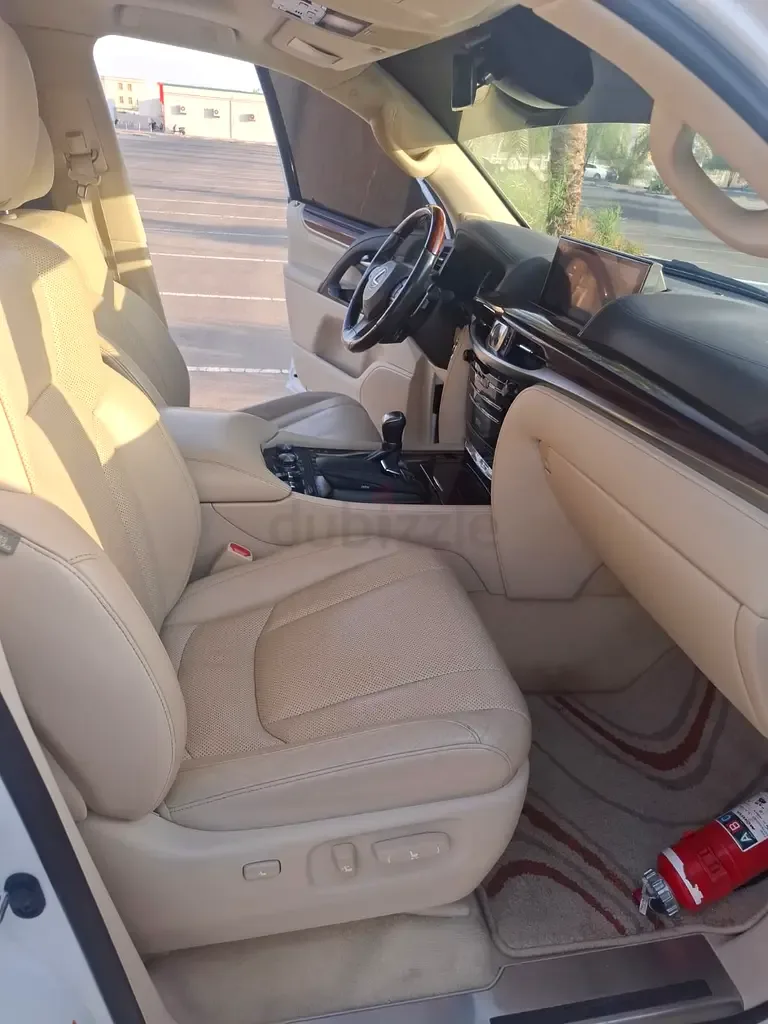Lexus LX 570 AT (367 hp) - 5