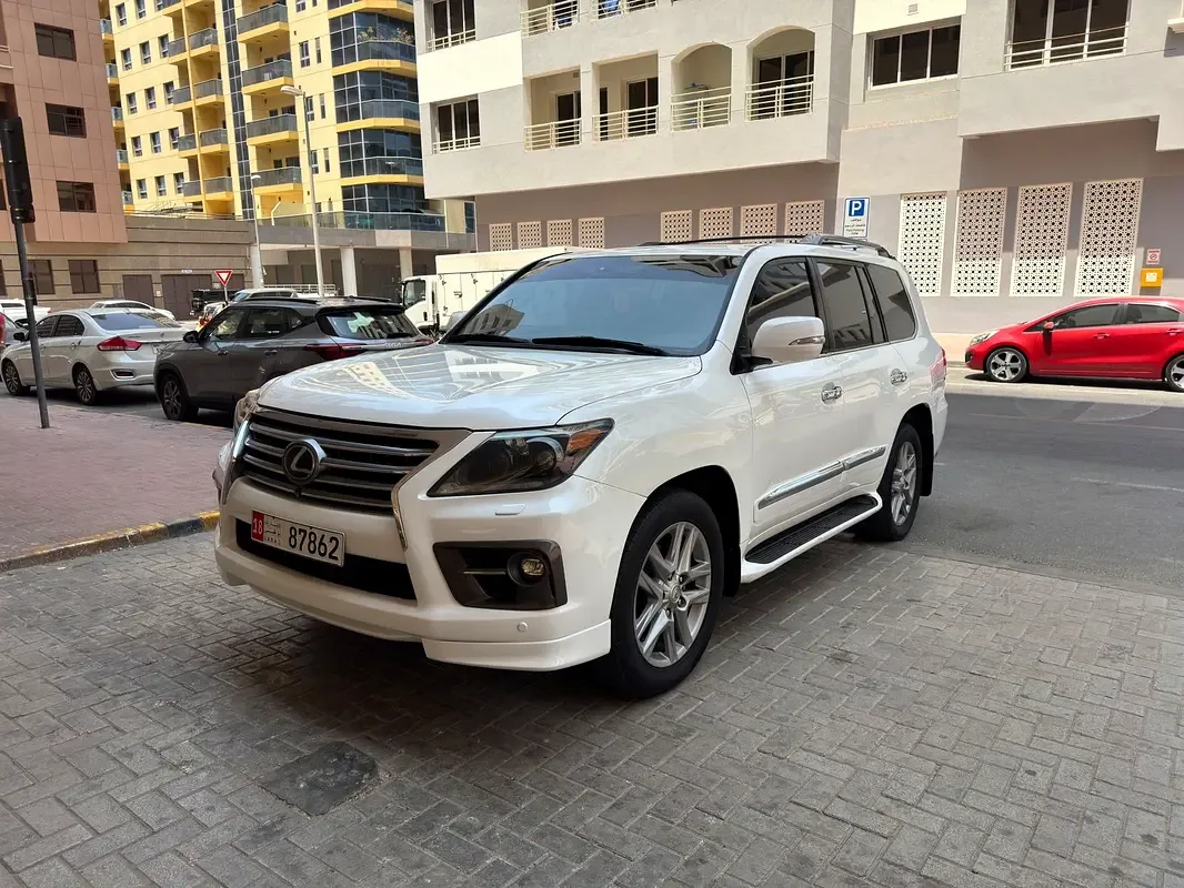 Lexus LX 570 AT (367 حصان) - 5
