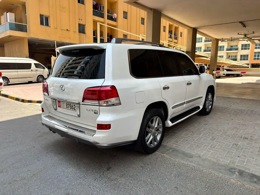 Lexus LX 570 AT (367 حصان) - 3