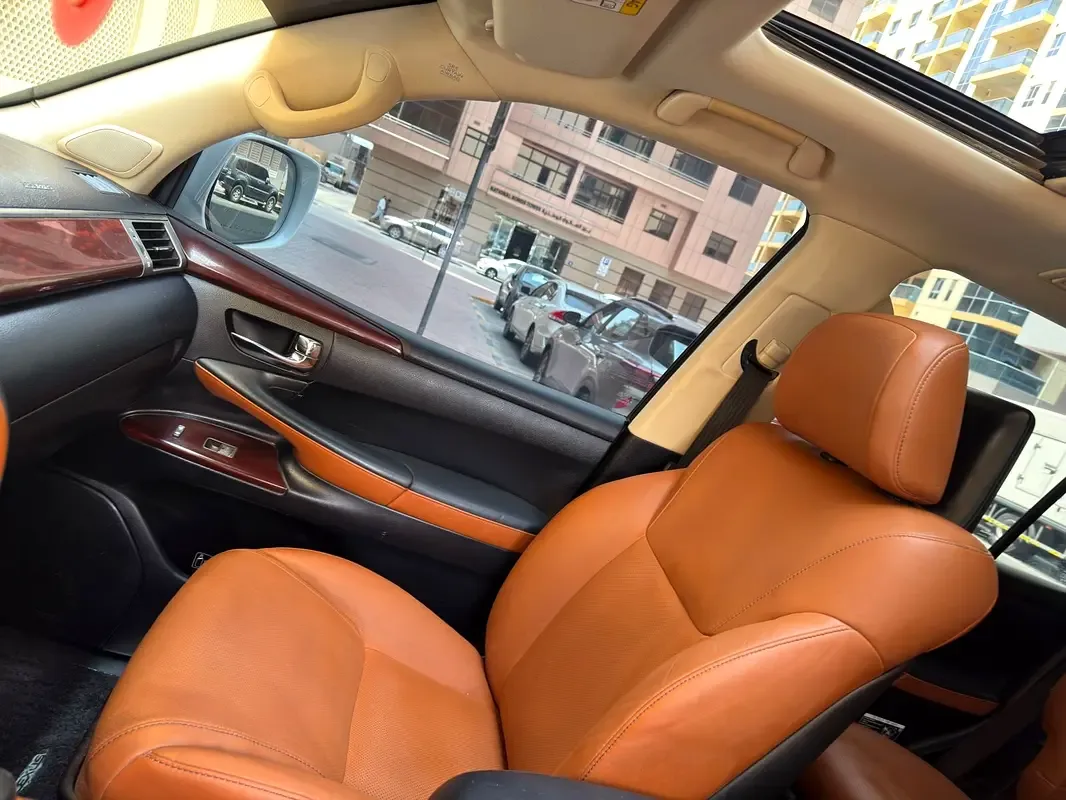 Lexus LX 570 AT (367 حصان) - 9