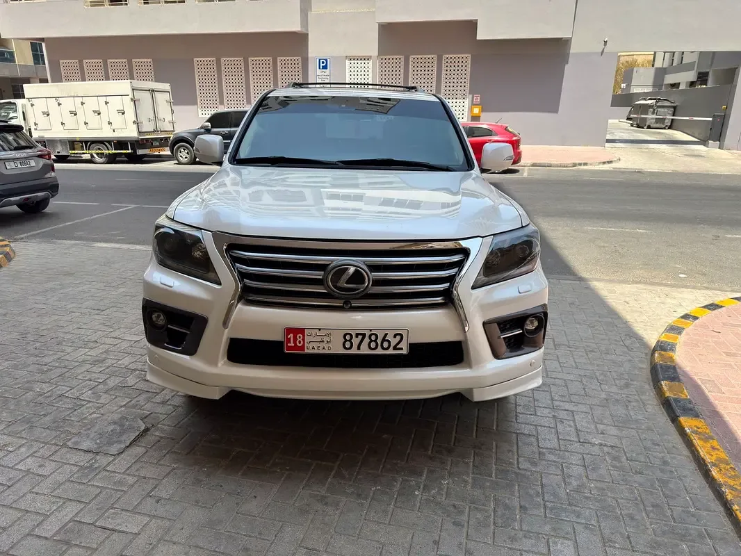 Lexus LX 570 AT (367 حصان) - 6