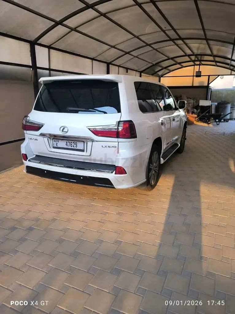 Lexus LX 570 AT (367 حصان) - 2