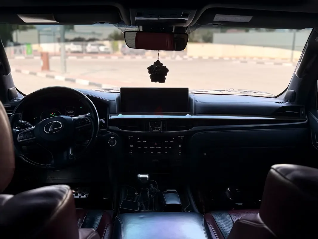 Lexus LX 570 AT (367 hp) - 5