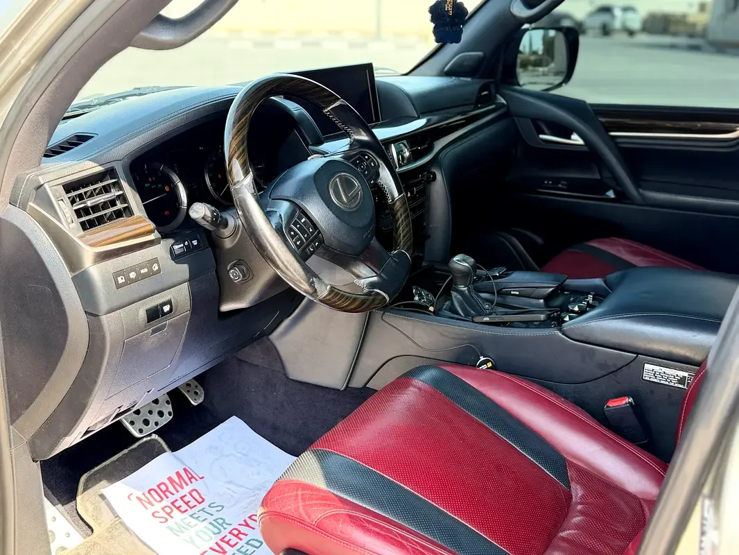 Lexus LX 570 AT (367 hp) - 4