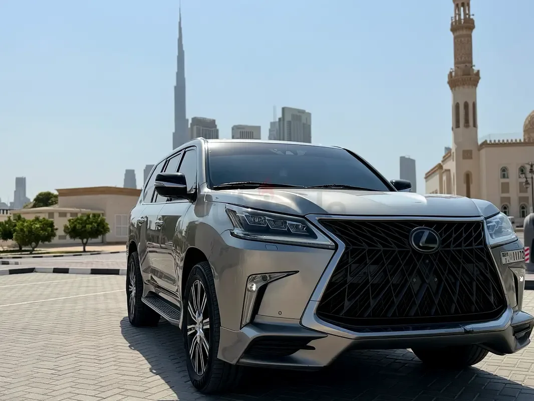 Lexus LX 570 AT (367 hp) - 10