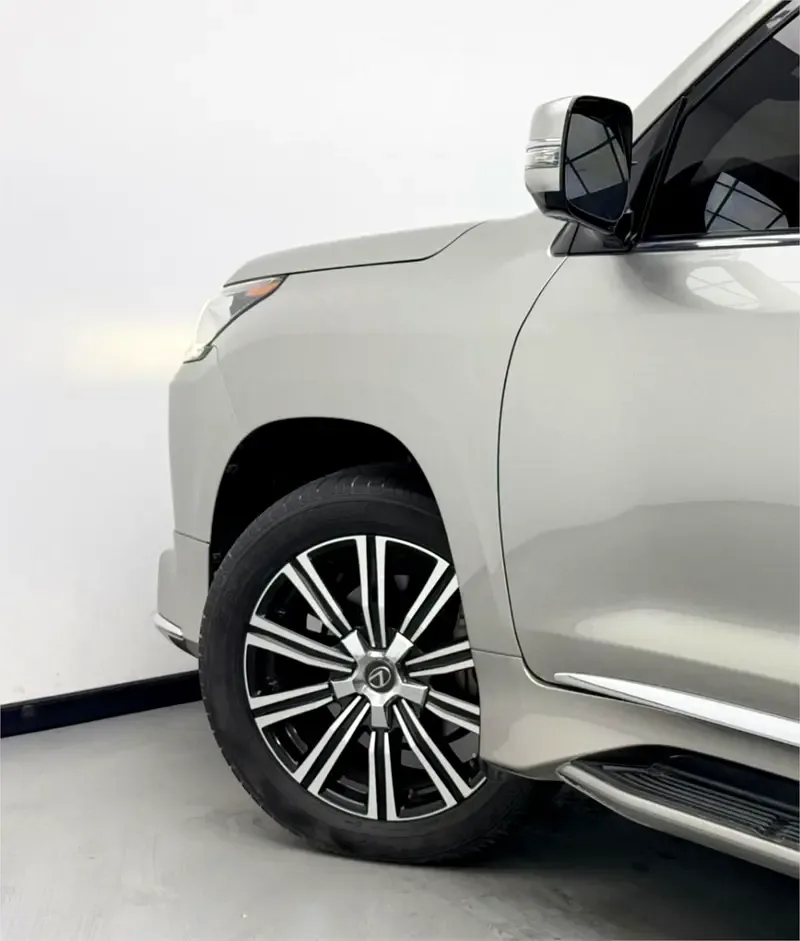 Lexus LX 570 AT (367 حصان) - 4