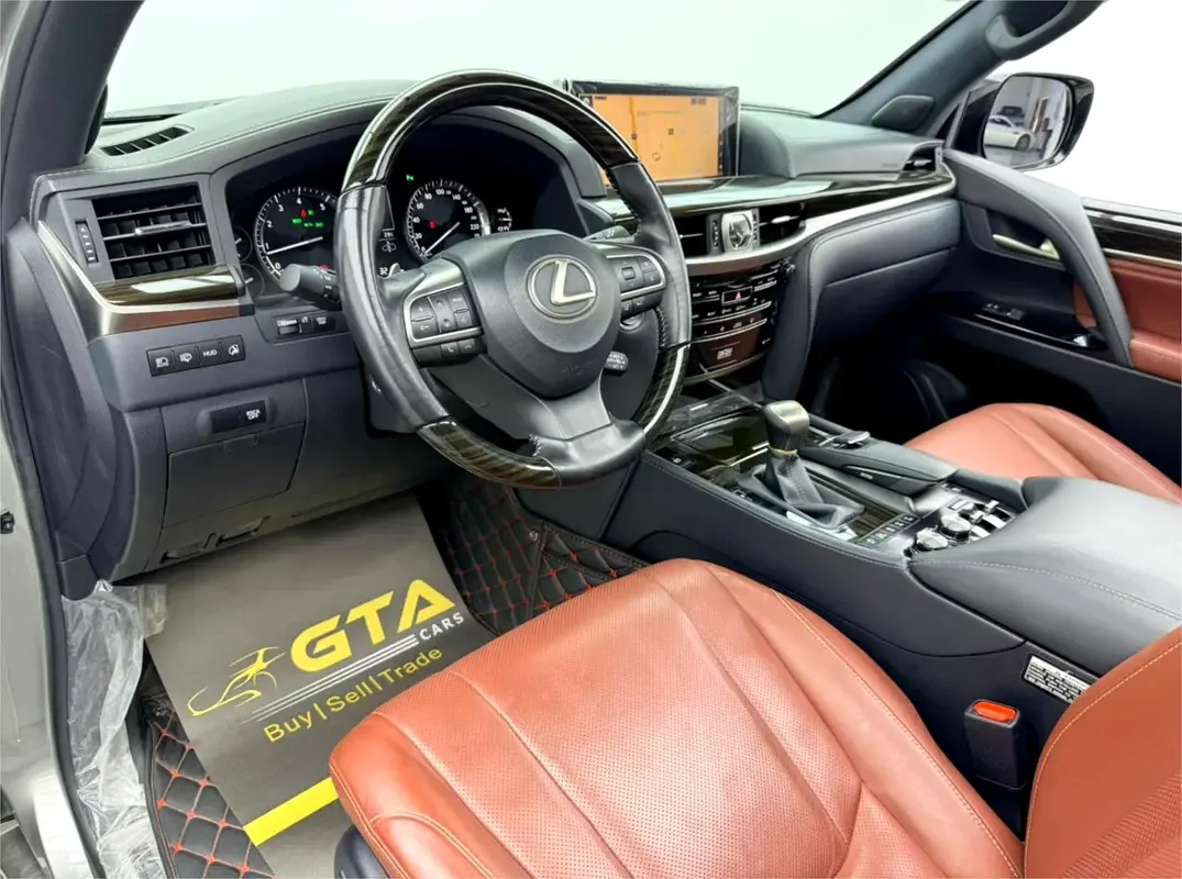 Lexus LX 570 AT (367 حصان) - 12