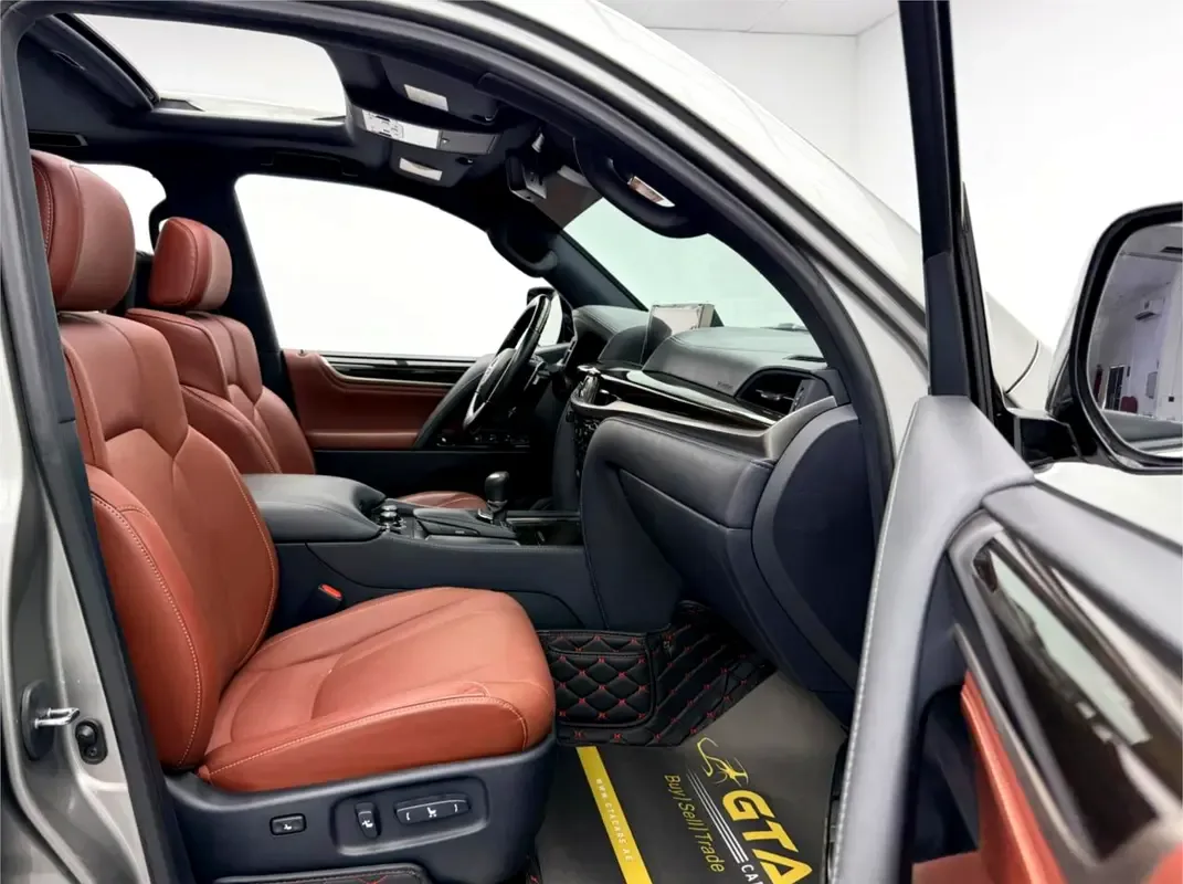 Lexus LX 570 AT (367 حصان) - 16