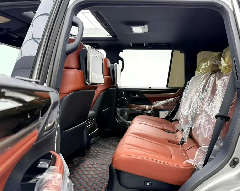 Lexus LX 570 AT (367 حصان) - 18