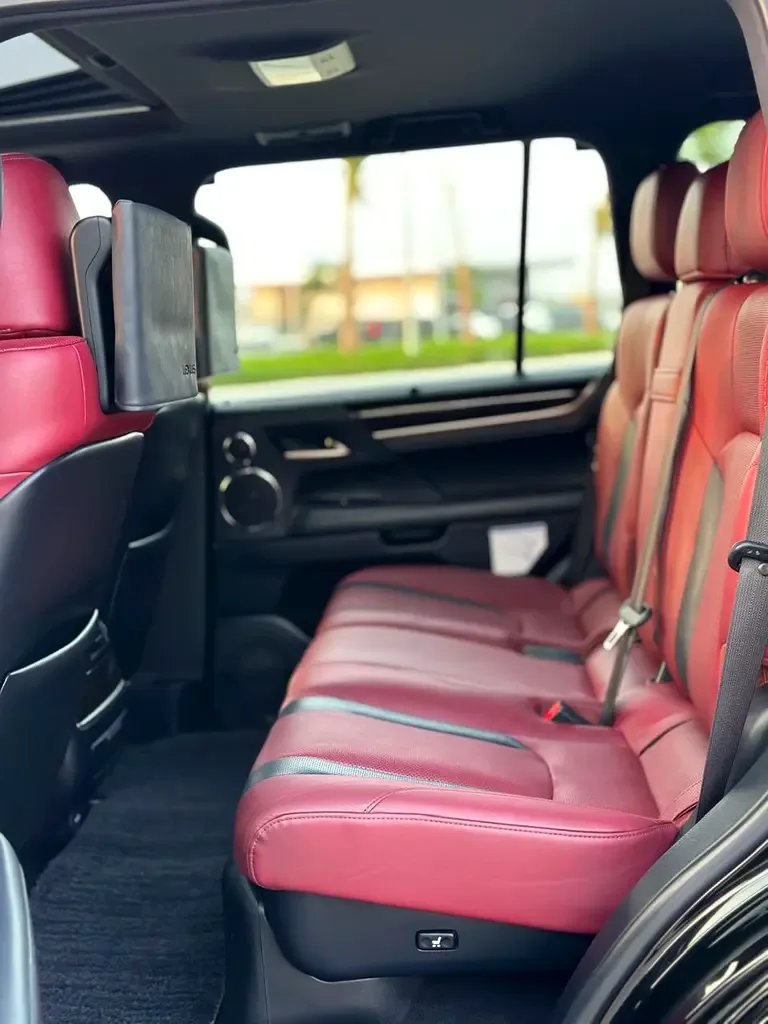 Lexus LX 570 AT (367 hp) - 8