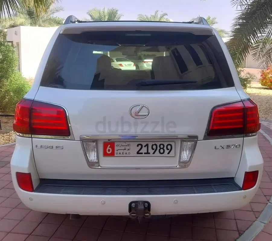 Lexus LX 570 AT (367 hp) - 6