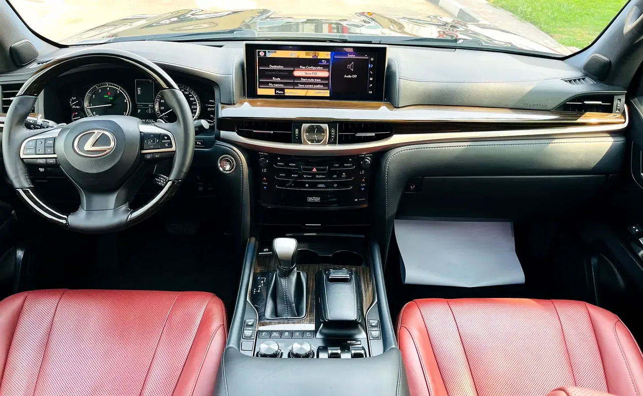 Lexus LX 570 AT (367 hp) - 8