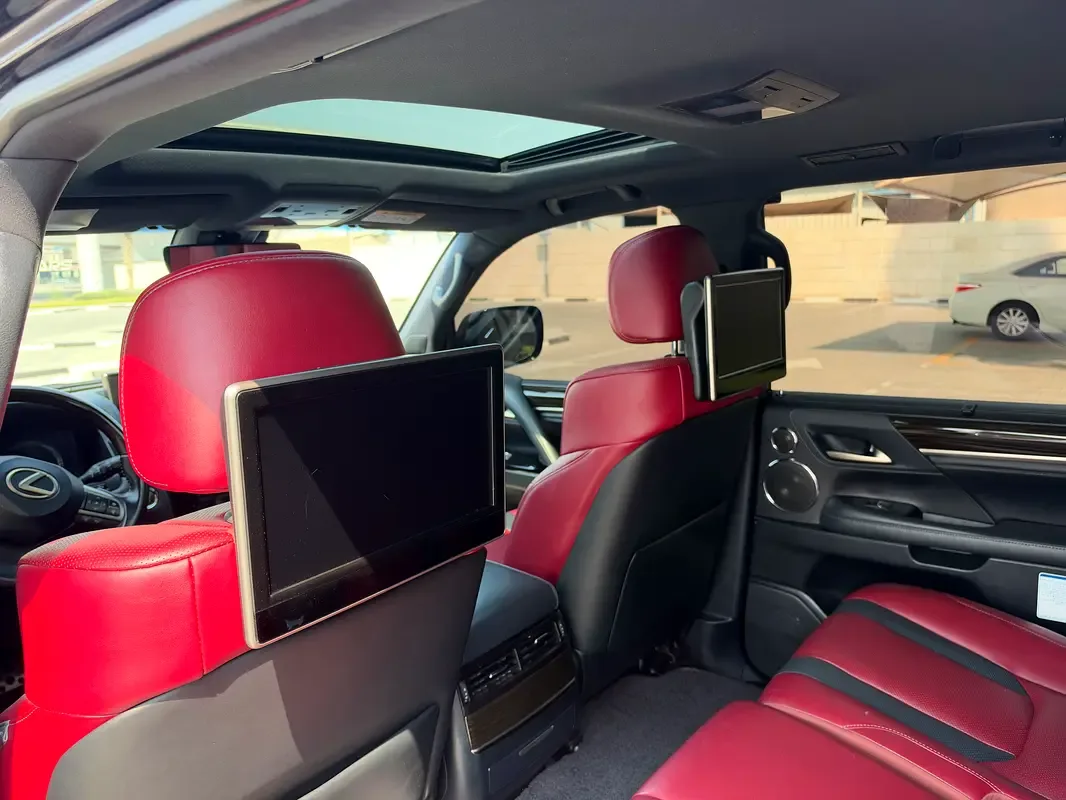 Lexus LX 570 AT (367 hp) - 10