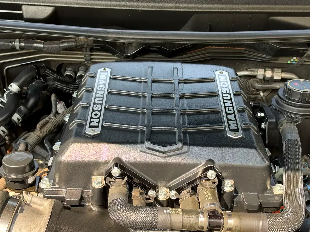 Lexus LX 570 AT (367 hp) - 14
