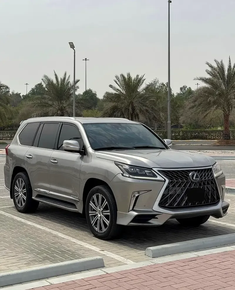 Lexus LX 570 AT (367 hp)