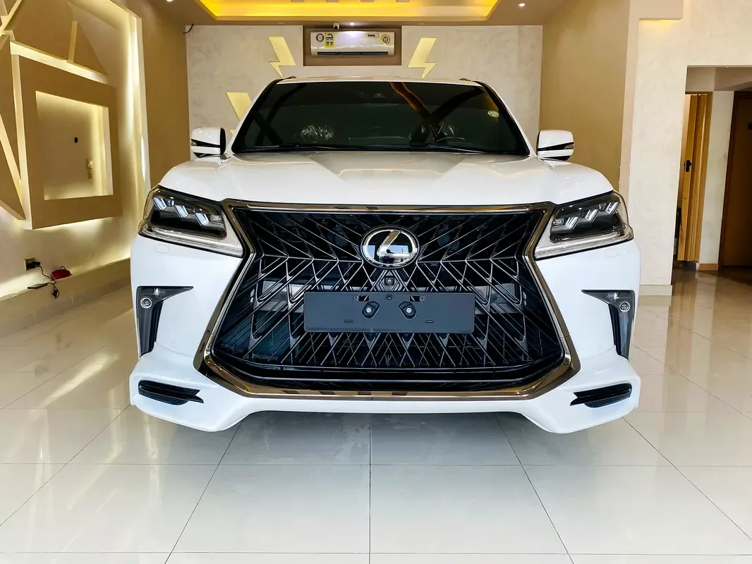 Lexus LX 570 AT (367 hp) - 7