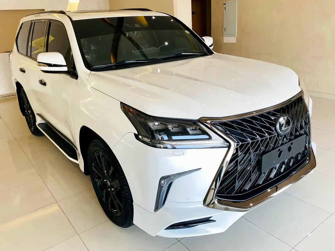 Lexus LX 570 AT (367 hp) - 9