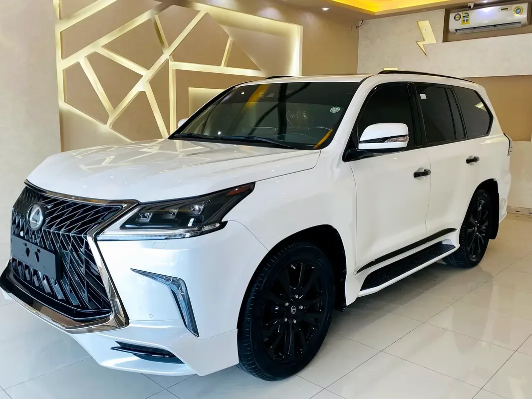 Lexus LX 570 AT (367 hp) - 19
