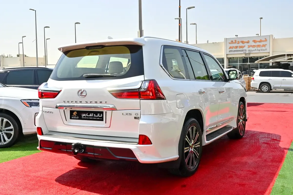 Lexus LX 570 AT (367 حصان) - 5