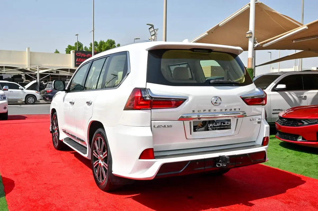 Lexus LX 570 AT (367 حصان) - 4