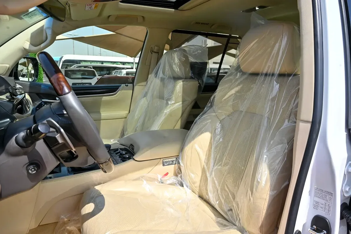 Lexus LX 570 AT (367 حصان) - 9