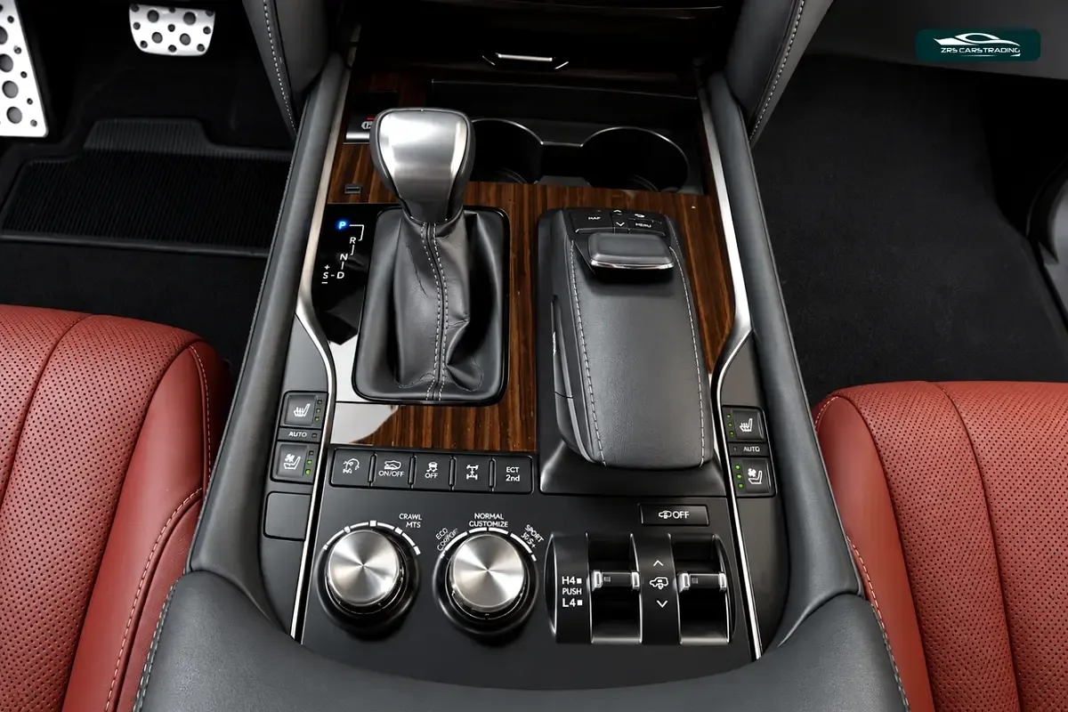 Lexus LX 570 AT (367 حصان) - 13