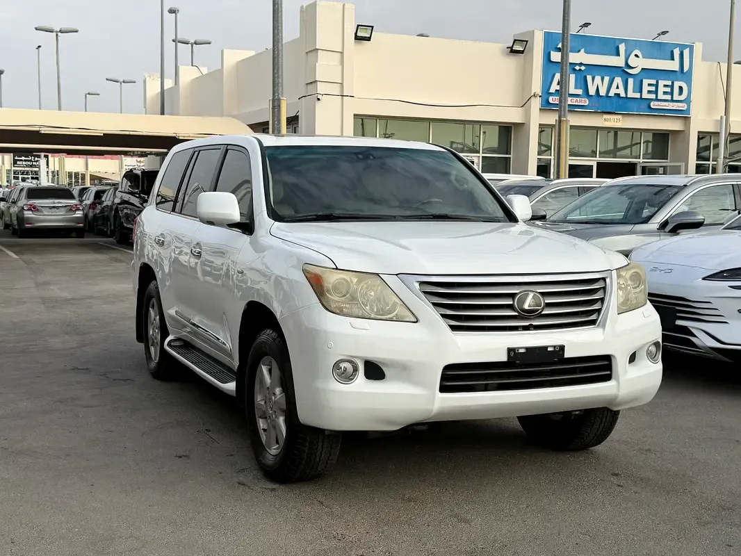 Lexus LX 570 AT (383 حصان) - 3