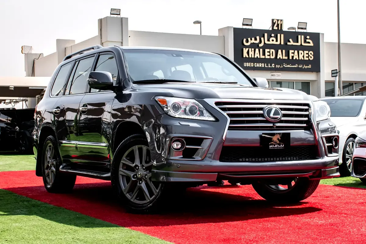 Lexus LX 570 AT (383 hp) - 2