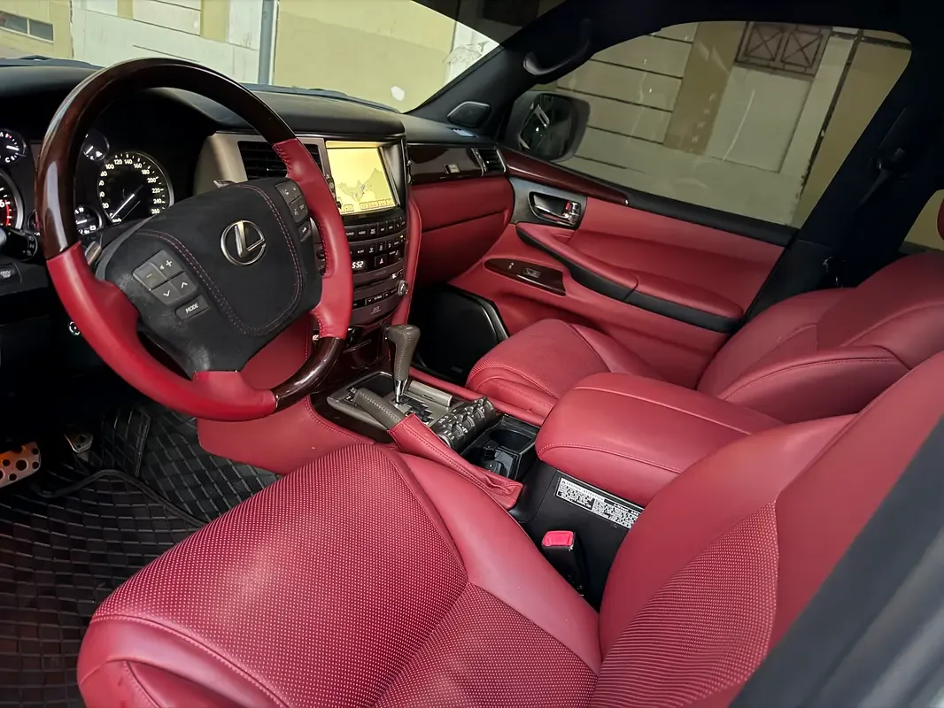 Lexus LX 570 AT (383 حصان) - 9