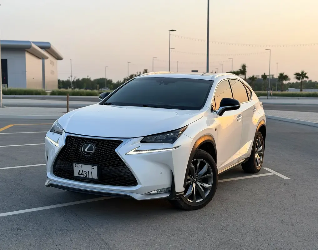 Lexus NX 200t AT AWD (238 حصان)