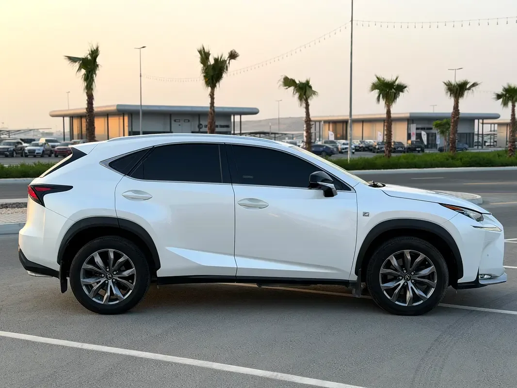 Lexus NX 200t AT AWD (238 حصان) - 5