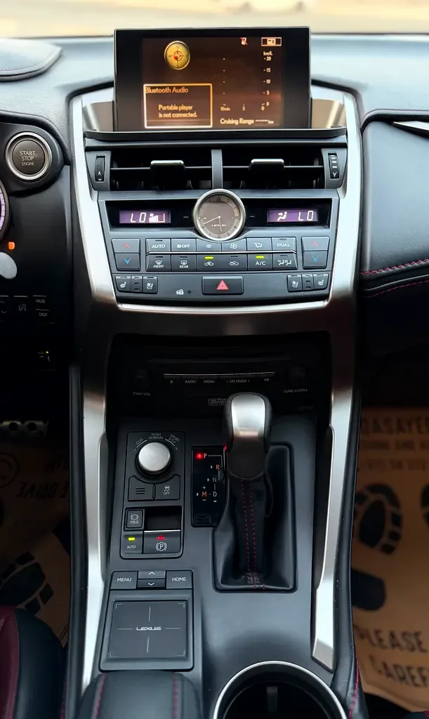 Lexus NX 200t AT AWD (238 حصان) - 19