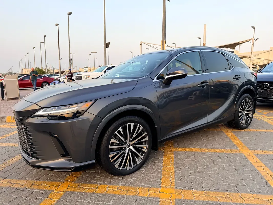 Lexus RX 2.4 AT (279 hp)