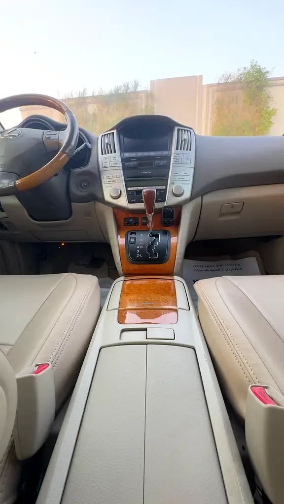 Lexus RX 350 AT AWD (270 hp) - 9