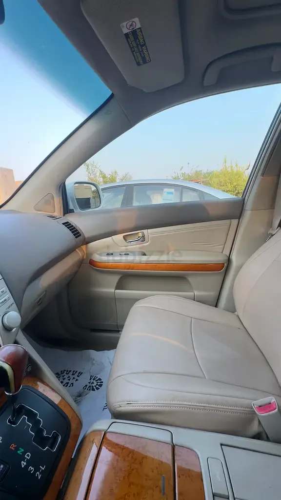Lexus RX 350 AT AWD (270 hp) - 12