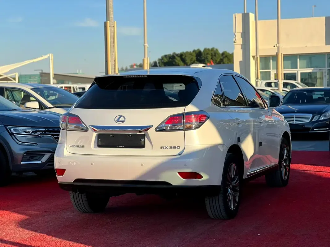 Lexus RX 350 AT AWD (277 hp) - 6